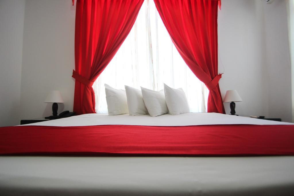 Hotel B'Liam Tumbes Oda fotoğraf